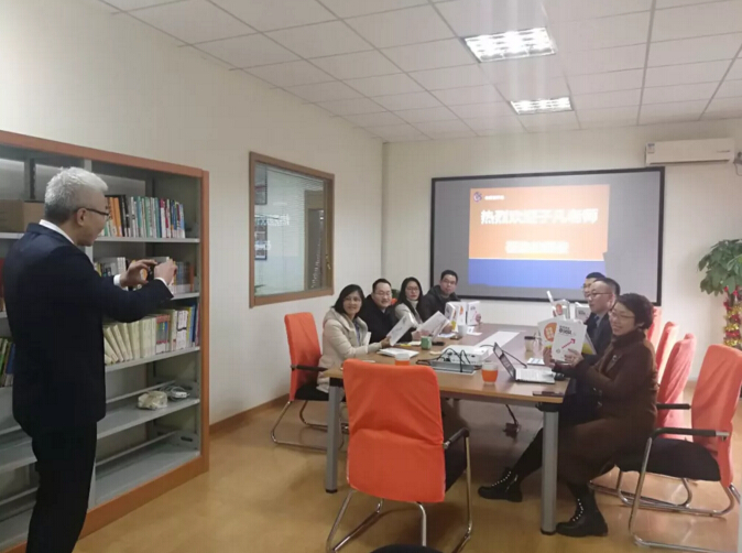 知名创业型实战派讲师张子凡来918博天堂环保讲授课程