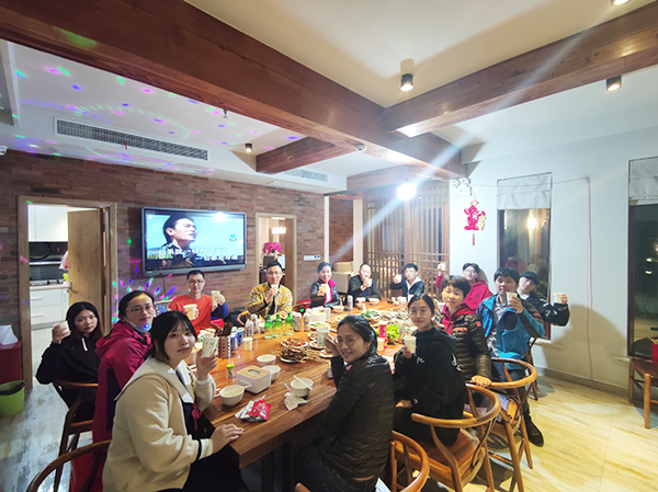 918博天堂环保营销团队西山缥缈峰户外拓展旅游活动之旅