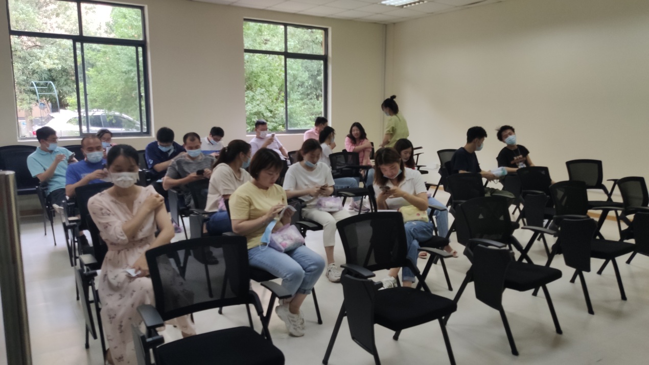 918博天堂环保组织全体员工有序接种新冠疫苗