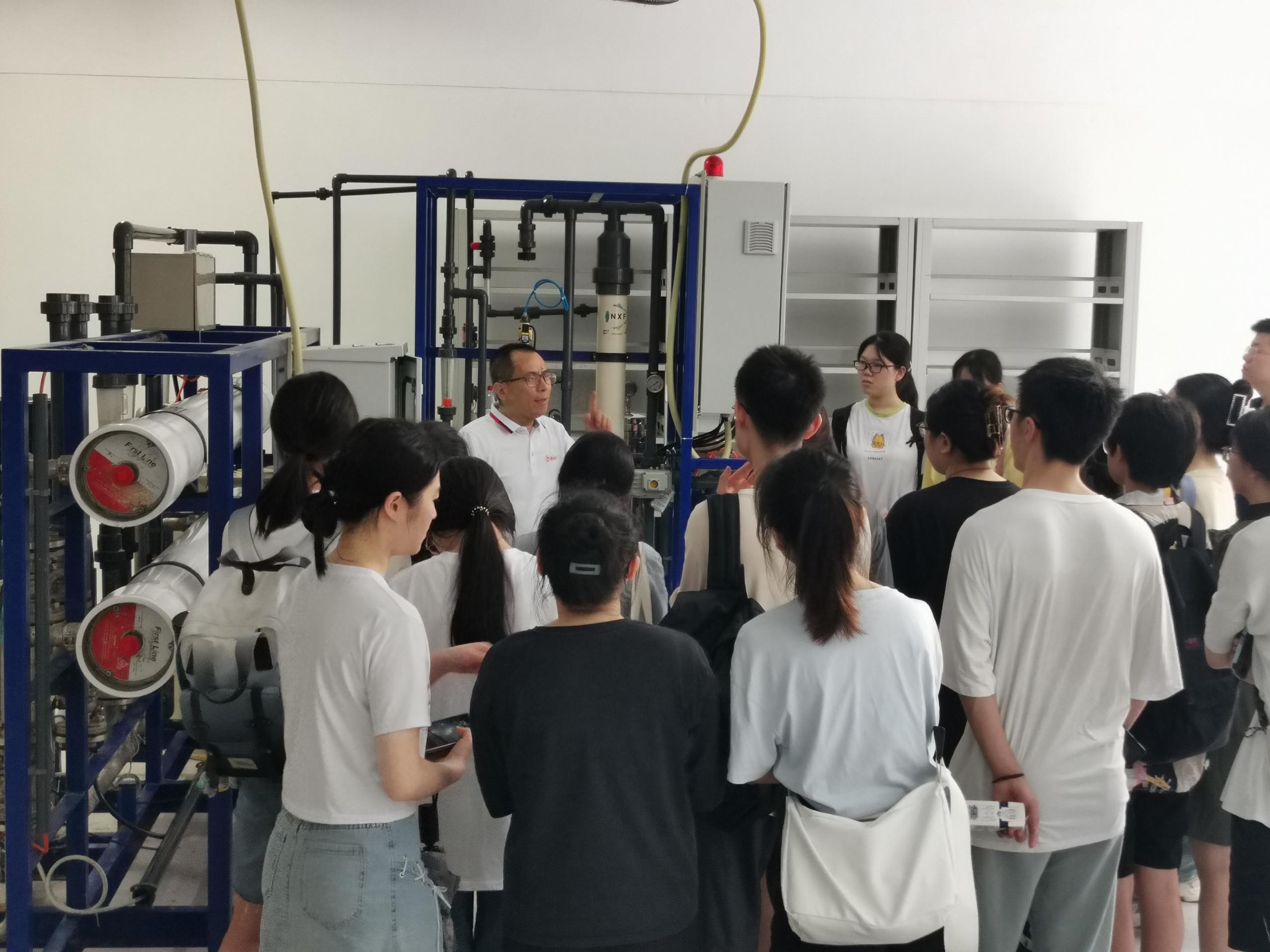 校企合作不断线  企业课堂不停学 | 重庆918博天堂走进重庆工商大学